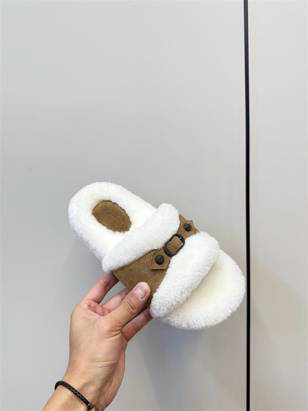 2025112818447220 250